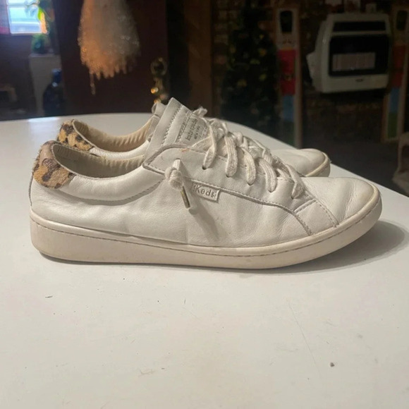 Keds X Kate Spade Women’s 8.5 White Leather Leopard Print Trimmed Sneakers - Picture 1 of 11